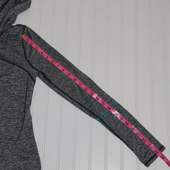 Z by Zella gray hoodie with quarter zipper sz XS - Picture 11 of 11